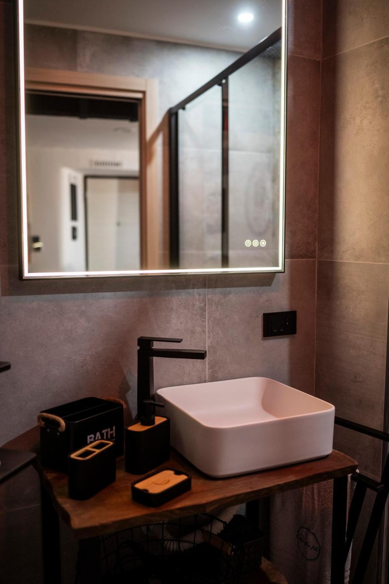 Anni Apartment Салерно Экстерьер фото