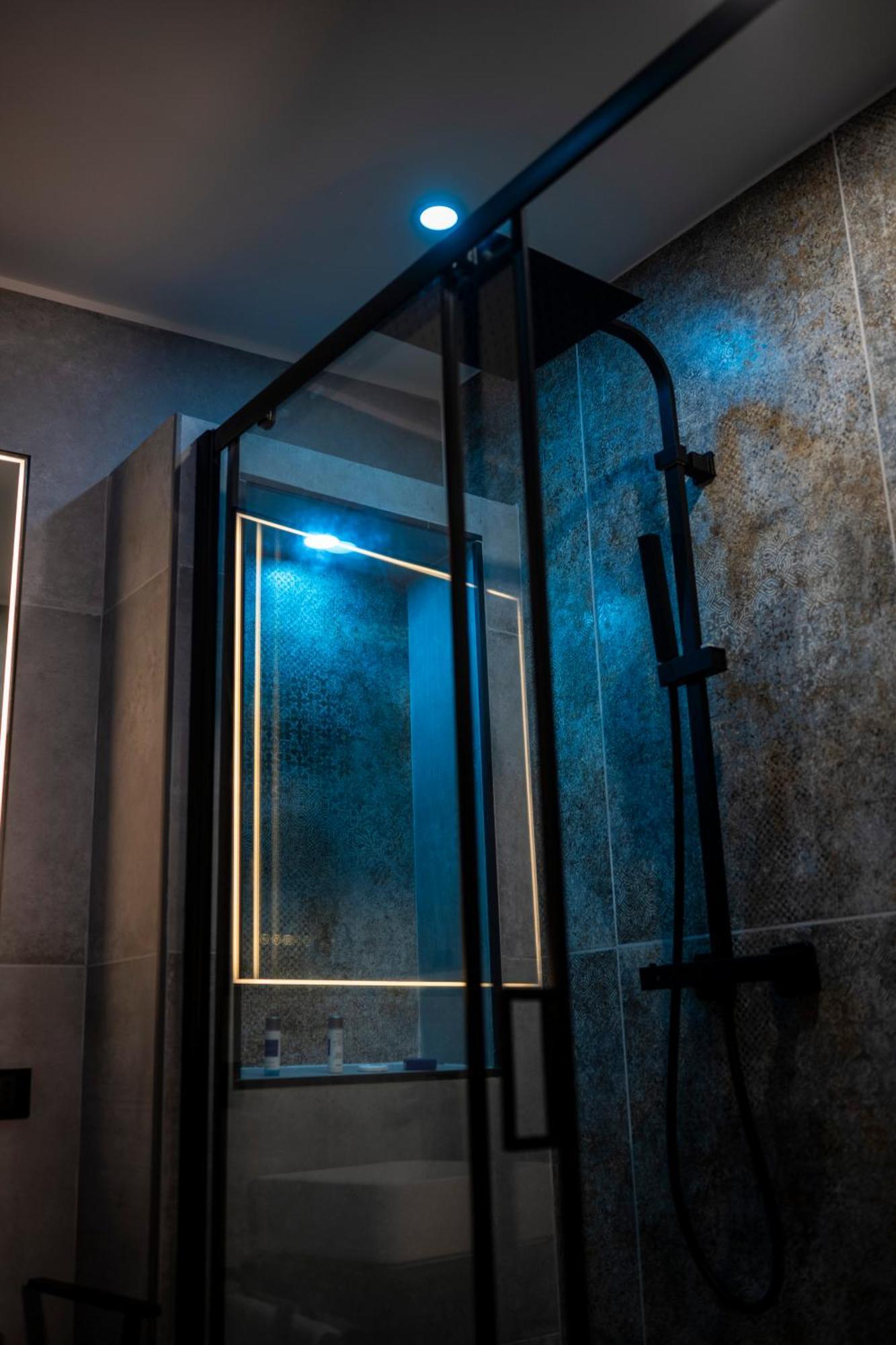 Anni Apartment Салерно Экстерьер фото